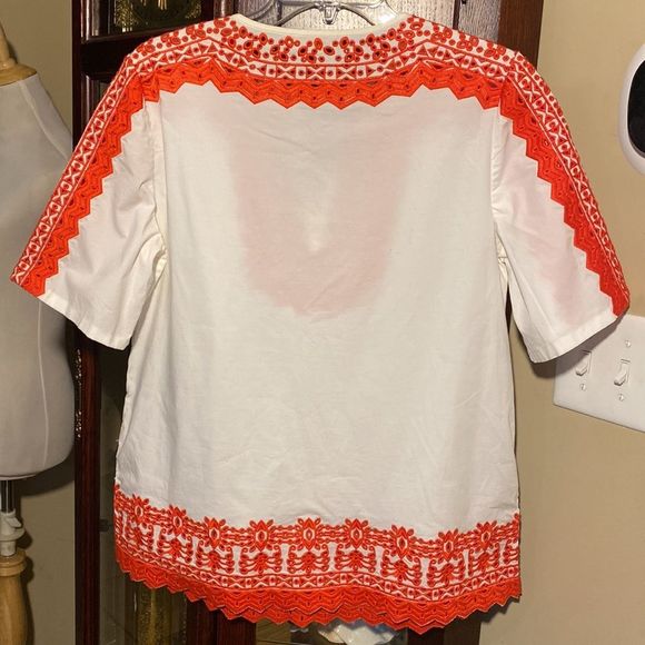 Tory Burch Red and White Embroidered Isla Eyelet Tunic Top Size 12 - Picture 5 of 11